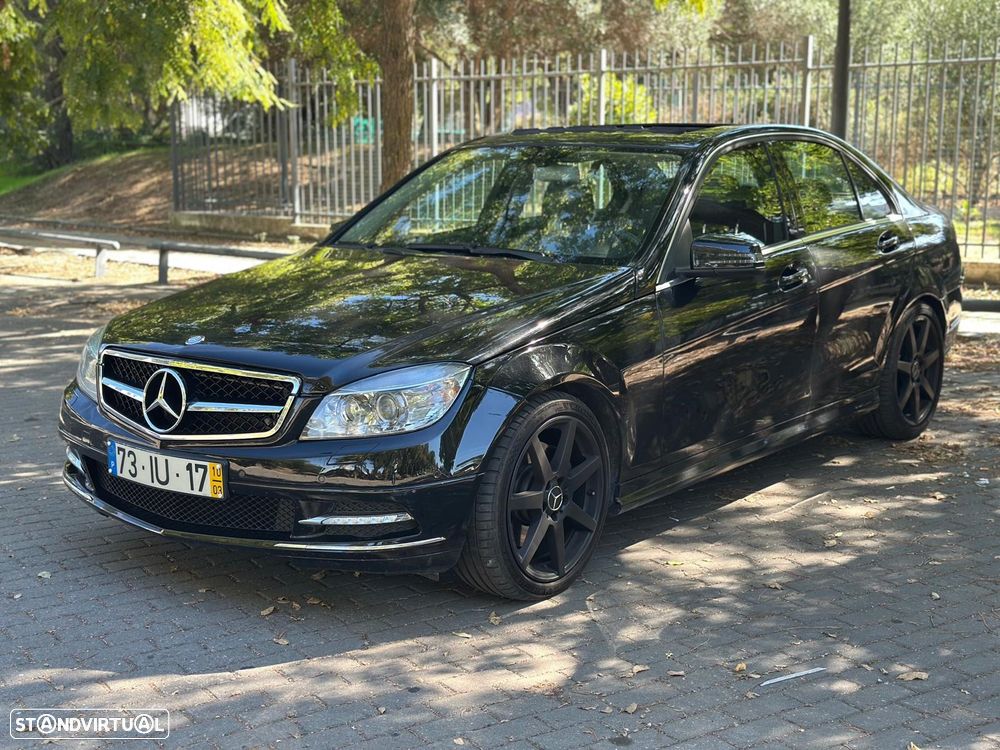 Mercedes-Benz C 350 - 33