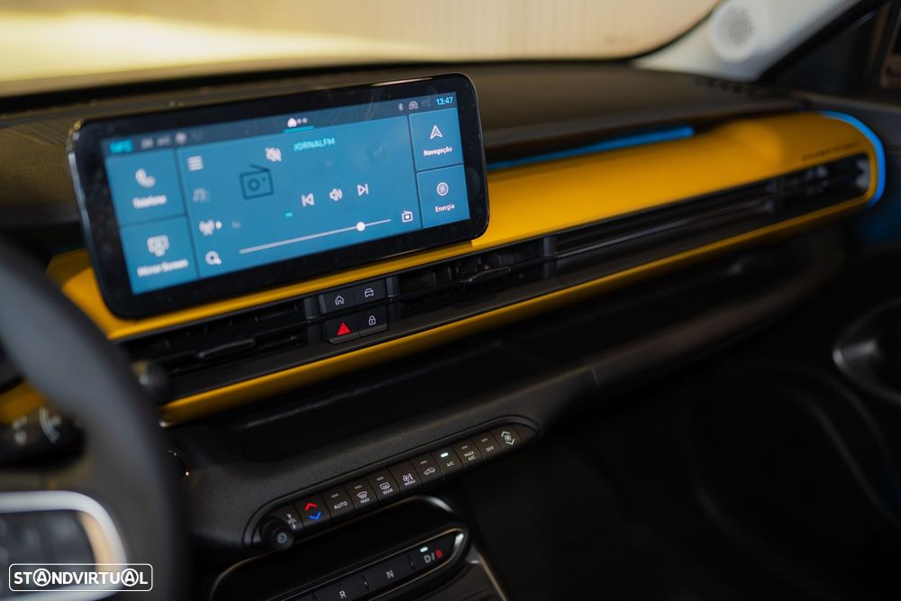 Jeep Avenger Summit - 29