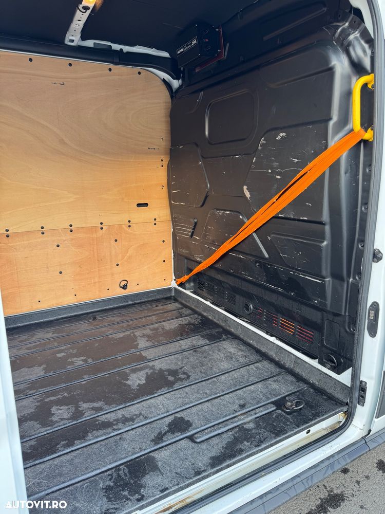Ford Transit - 13