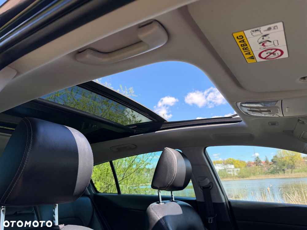 Kia Sportage 2.0 CRDI 4WD Automatik Spirit - 23