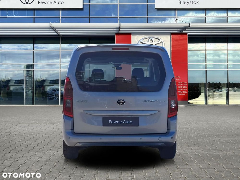 Toyota Proace City Verso 1.5 D-4D Business - 4