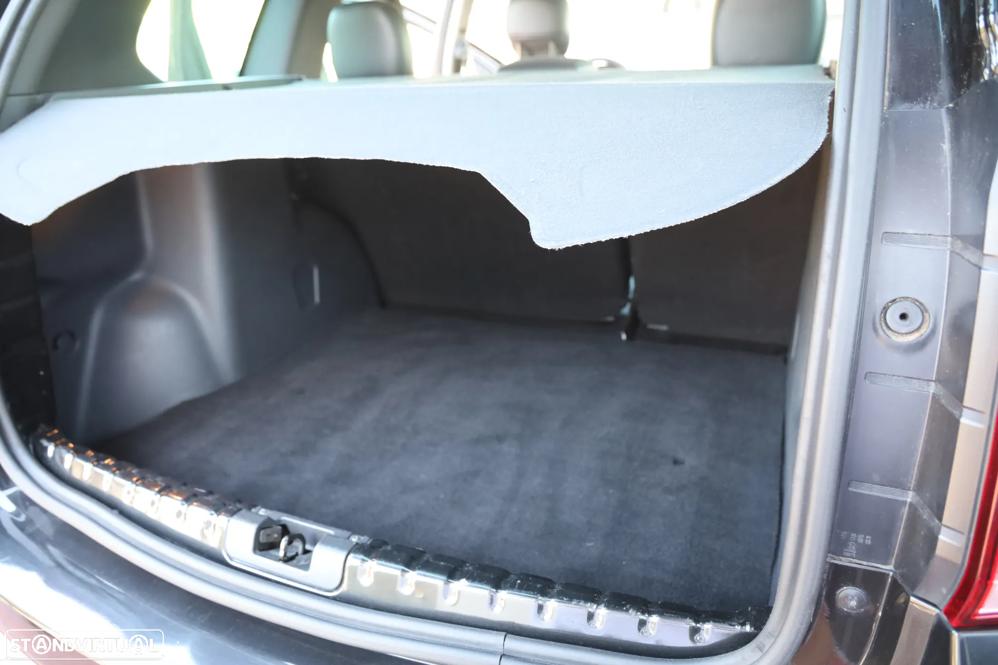 Dacia Duster 1.5 dCi Prestige - 10