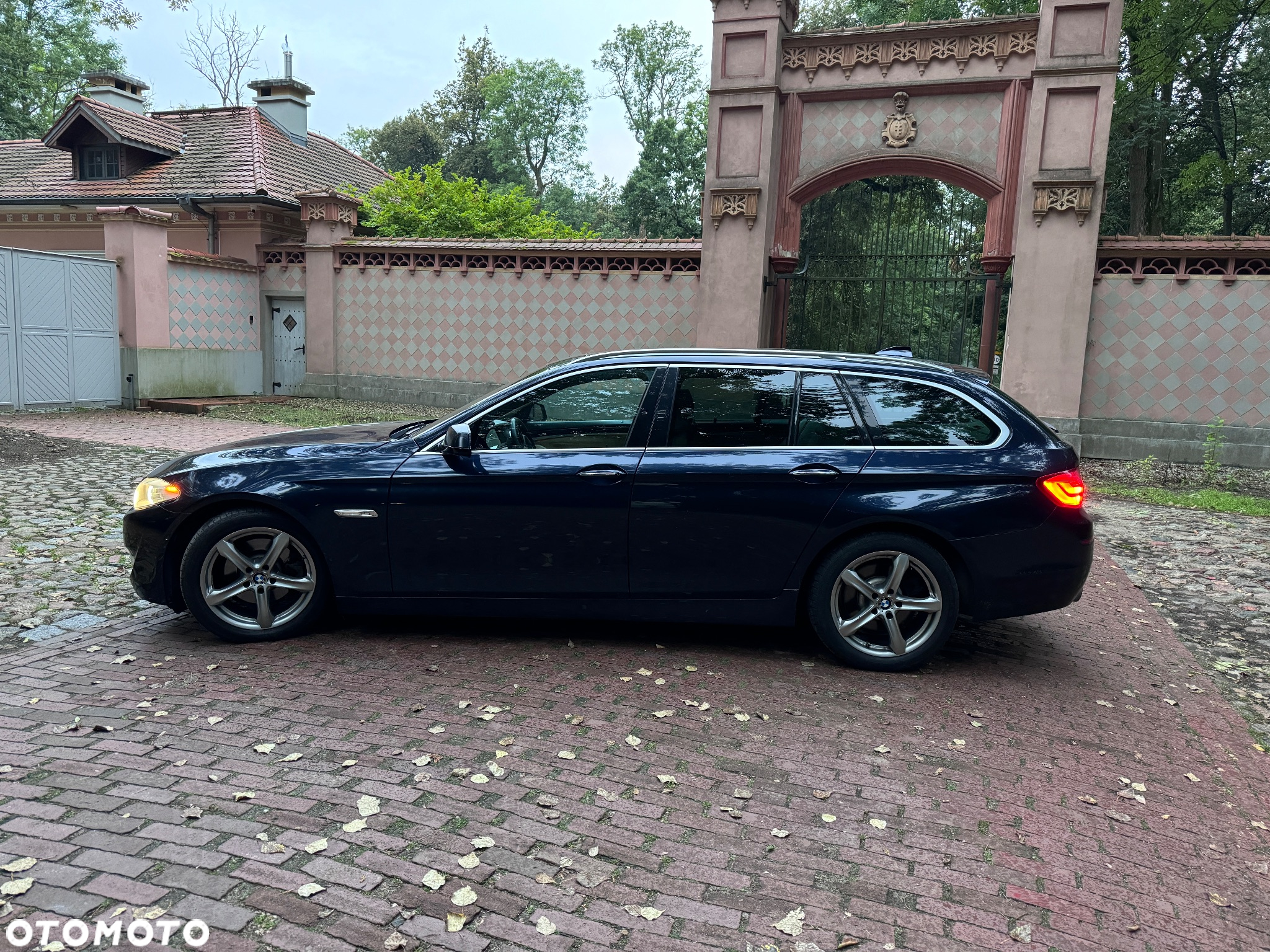 BMW Seria 5 - 12