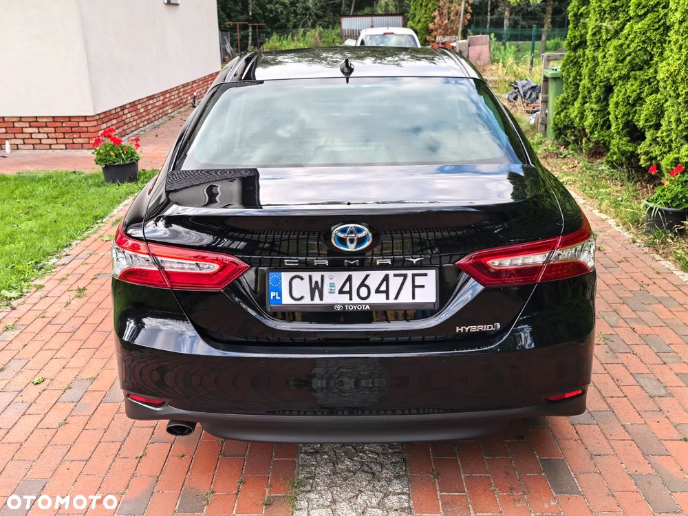 Toyota Camry 2.5 Hybrid Executive CVT - 3