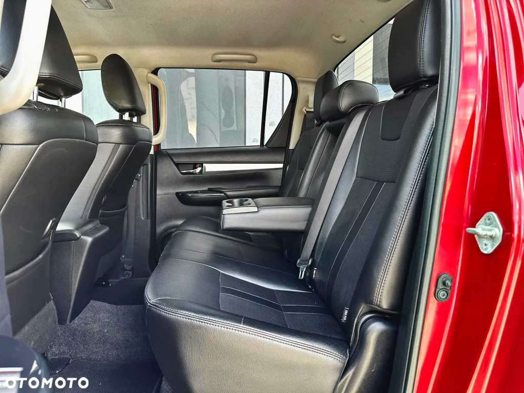Toyota Hilux 2.4 D-4D Double Cab Dakar 4x4 - 9