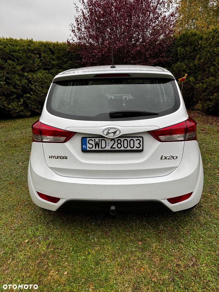 Hyundai Ix20 2011 photo 5