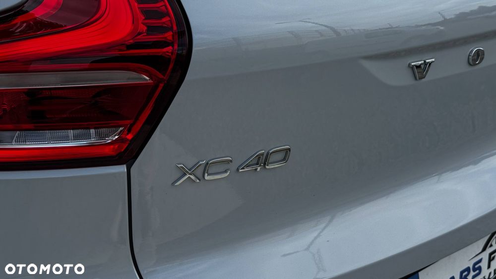 Volvo XC 40 T5 AWD Geartronic R-Design - 6