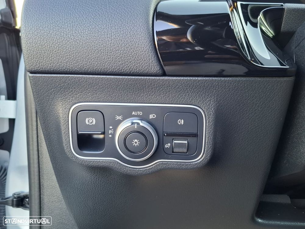 Mercedes-Benz B 180 d Progressive Aut. - 34