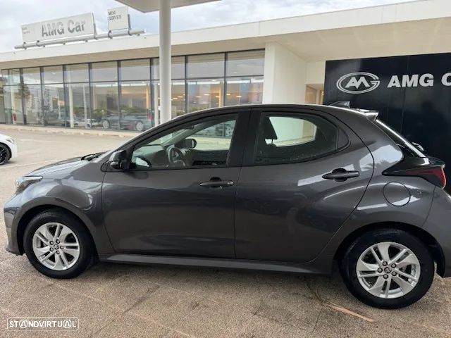 Toyota Yaris 1.0 VVT-i Comfort Plus - 2