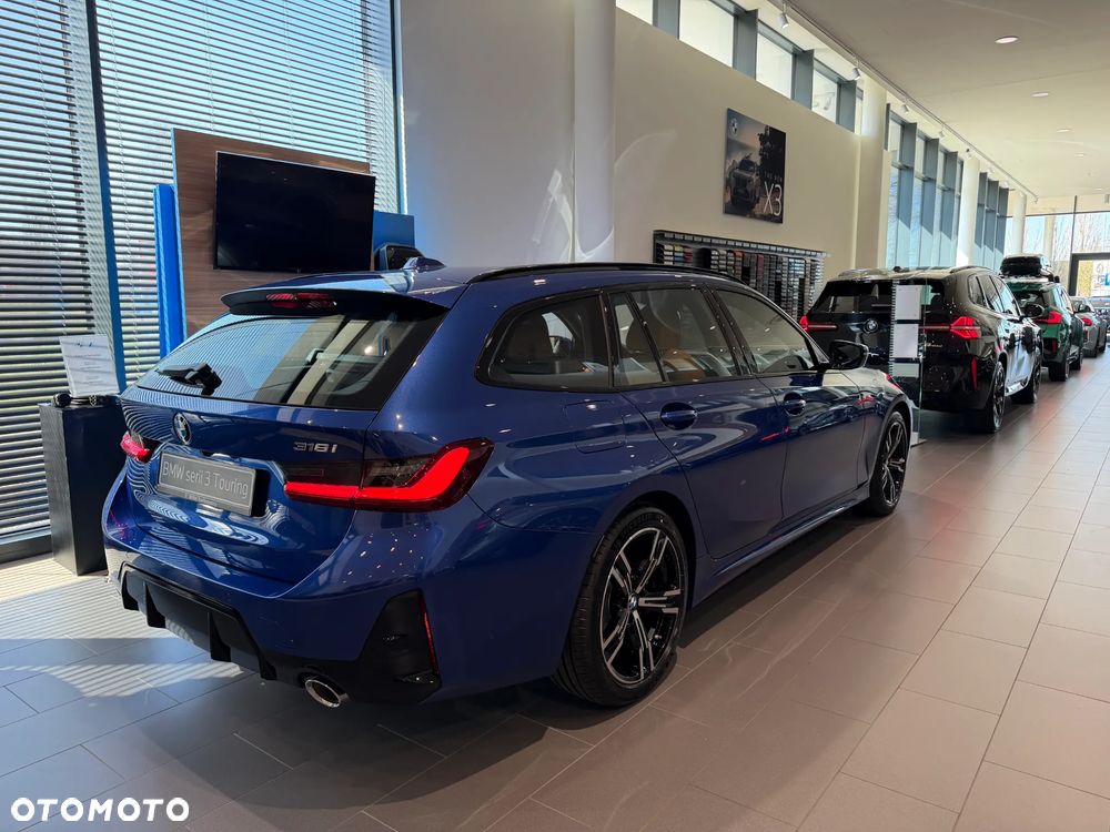 BMW Seria 3 318i M Sport - 3