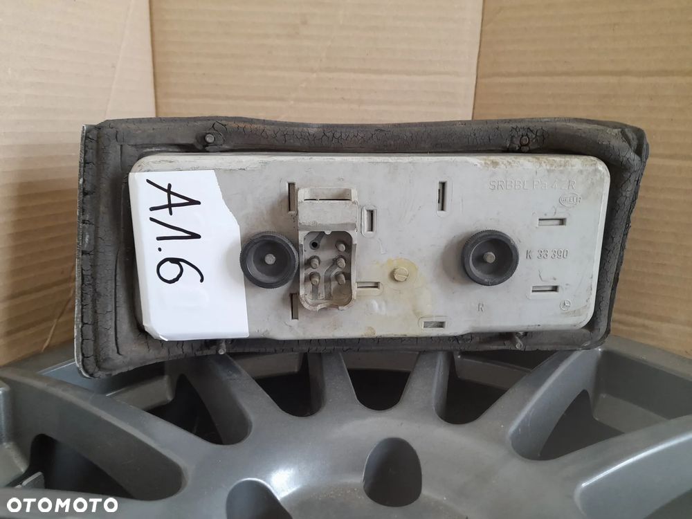Lampa prawy tył Mercedes W114 W115 Hella SRBBLPa4ZR - 4