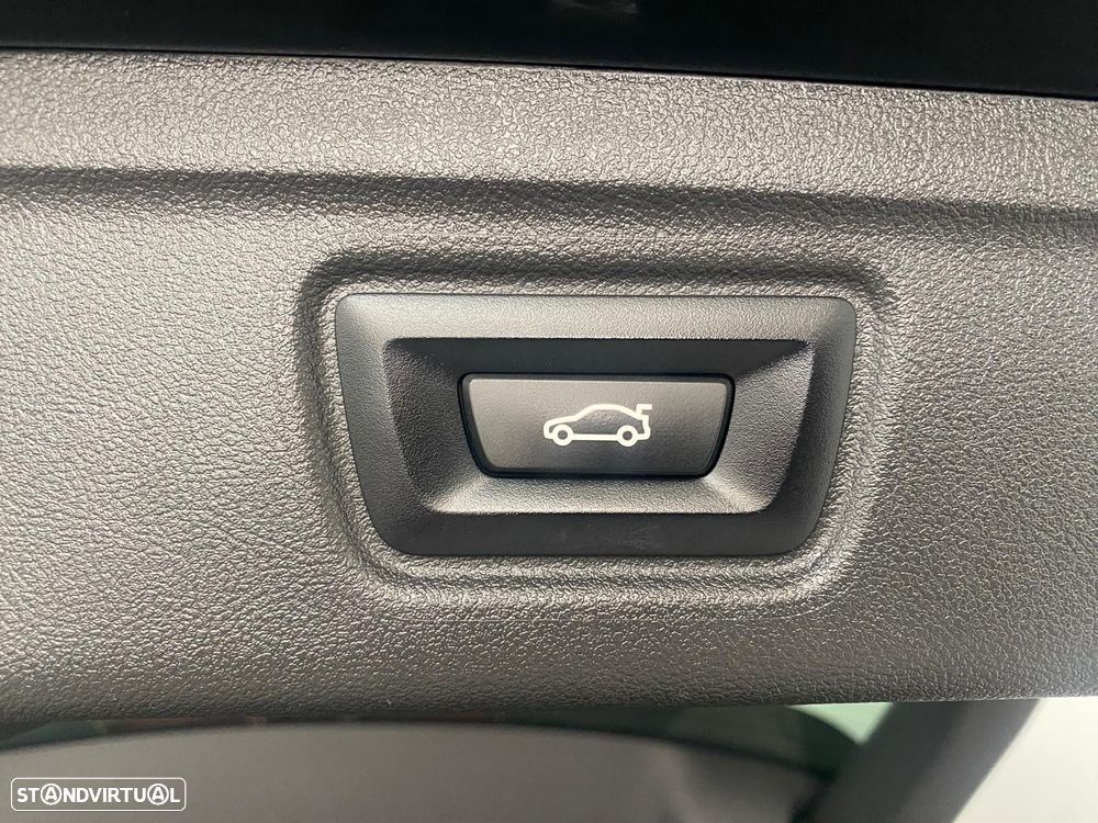 BMW 320 d Pack M Auto - 7