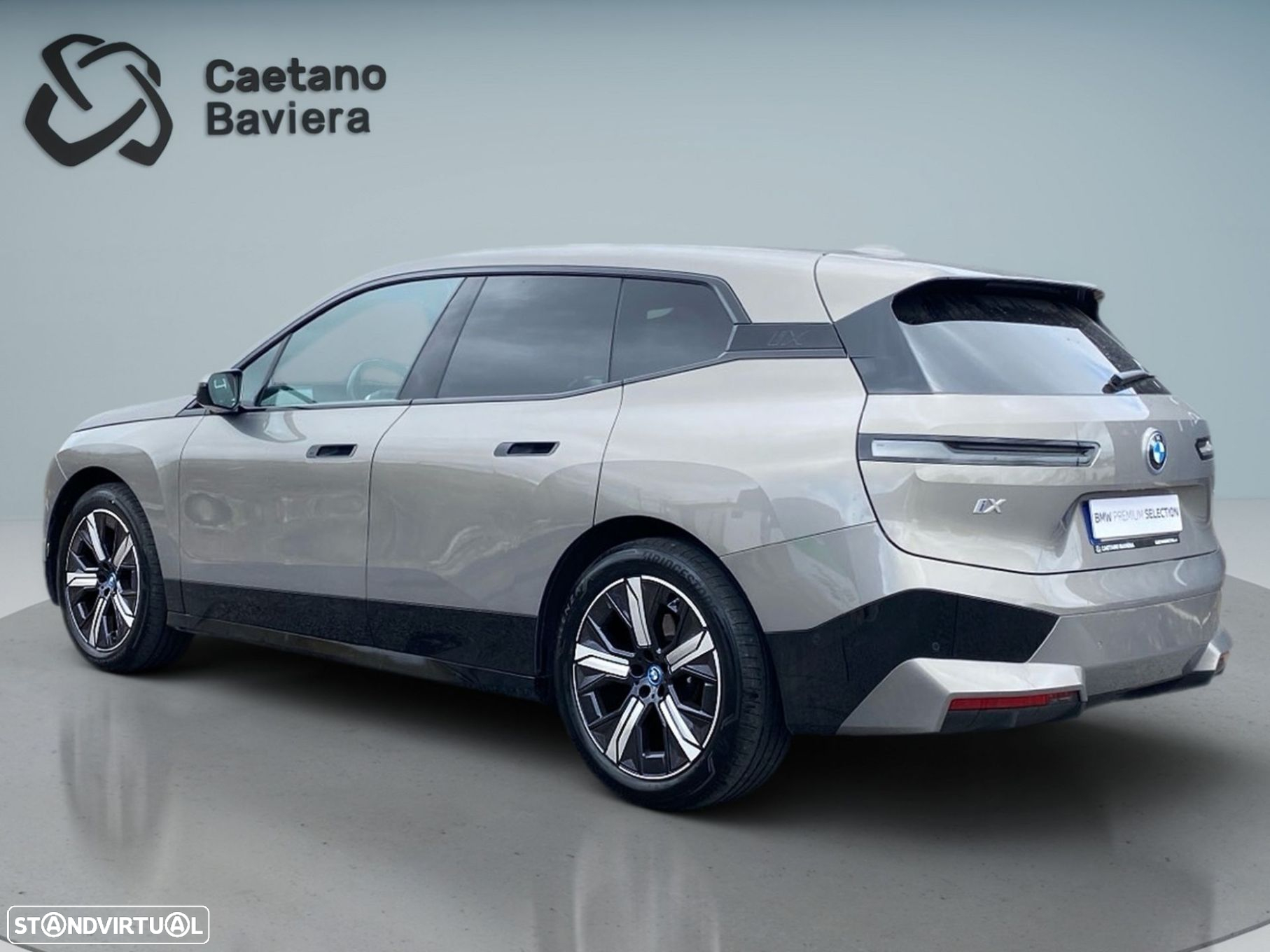 BMW iX xDrive 40 Pack Desportivo - 27