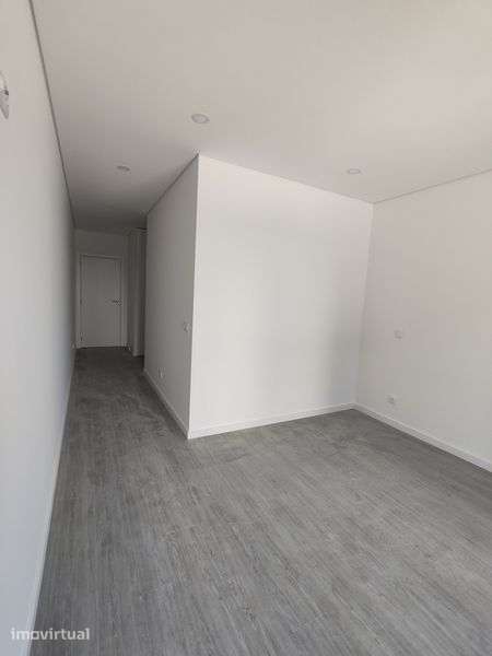 Alugo T3 Novo Centro  Alpendurada
