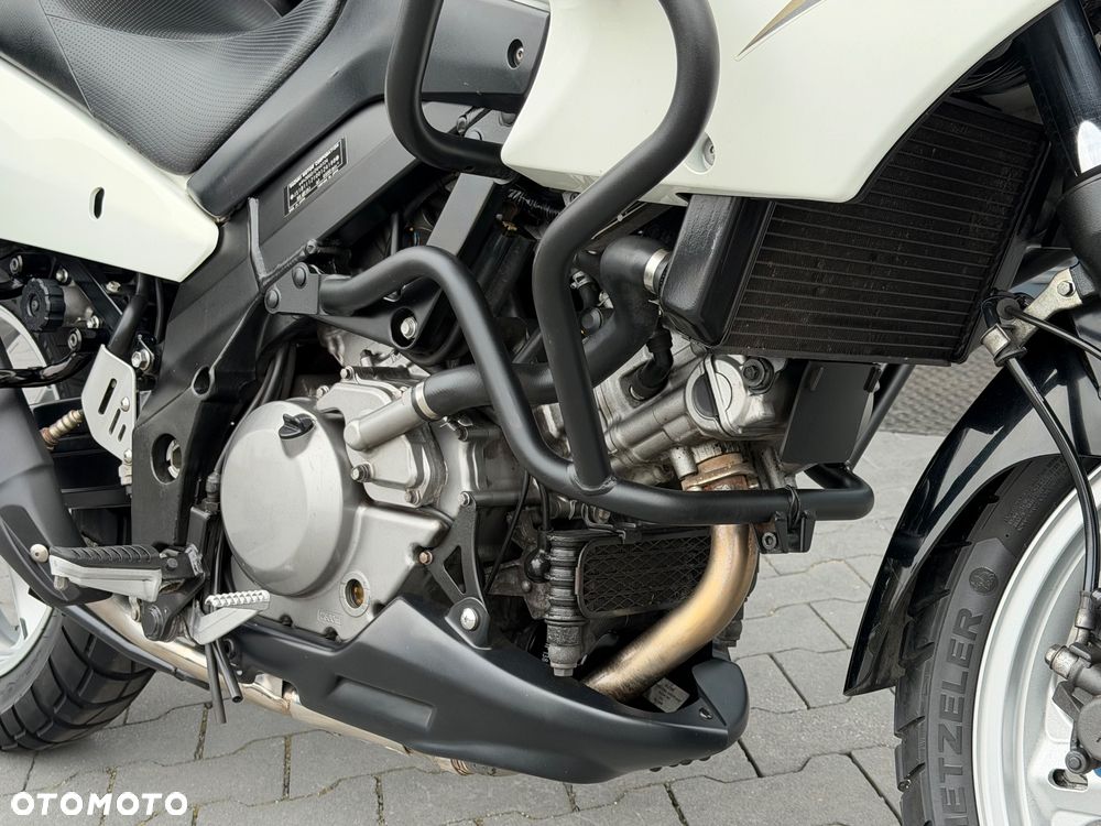 Suzuki V-STROM - 23