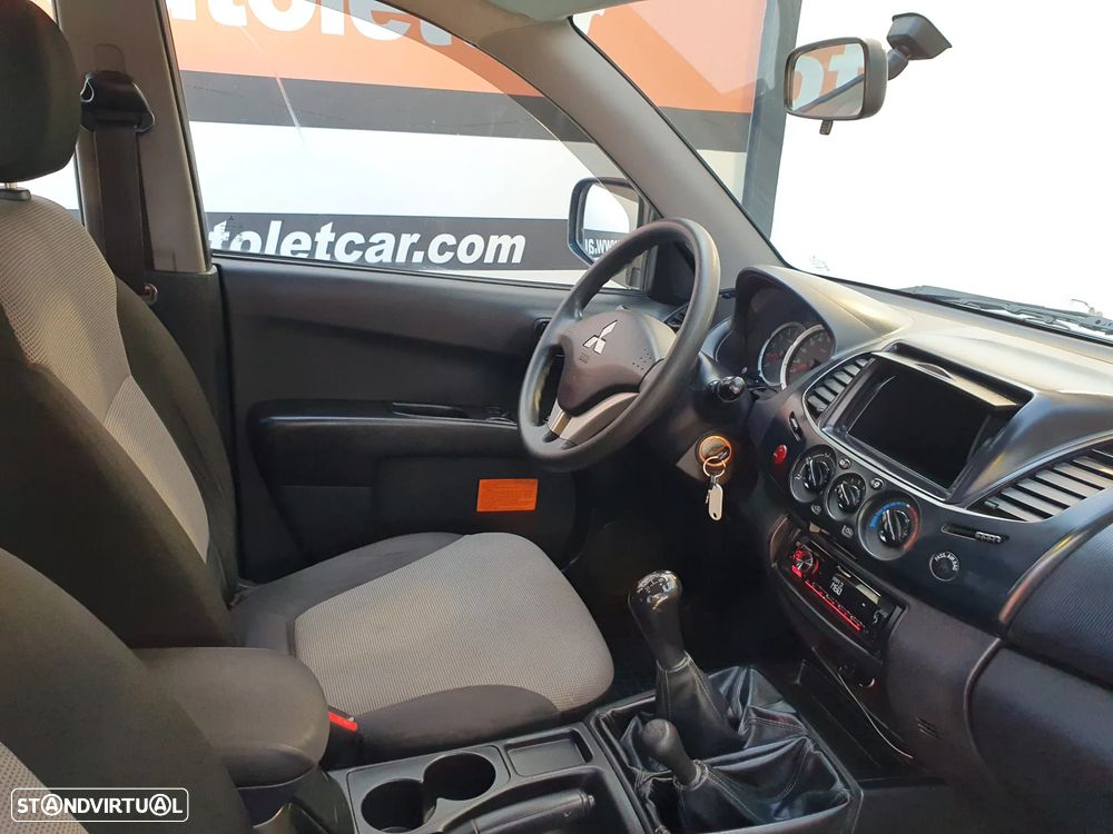Mitsubishi L200 2.5 DI-D CD Invite AC CC 4WD - 14