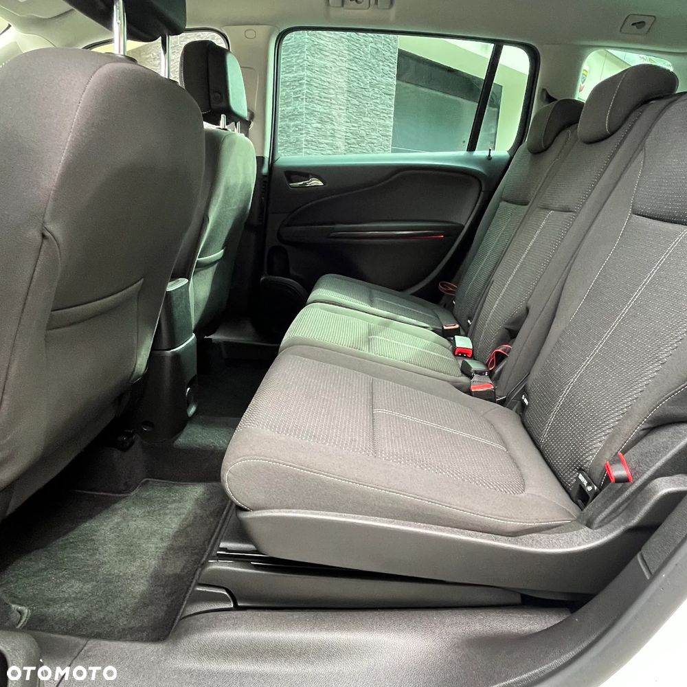 Opel Zafira Tourer 1.4 Turbo Innovation - 28