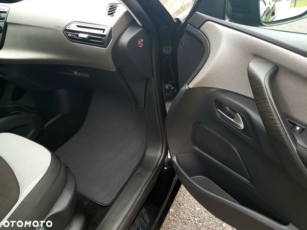 Citroën C4 Grand Picasso - 13