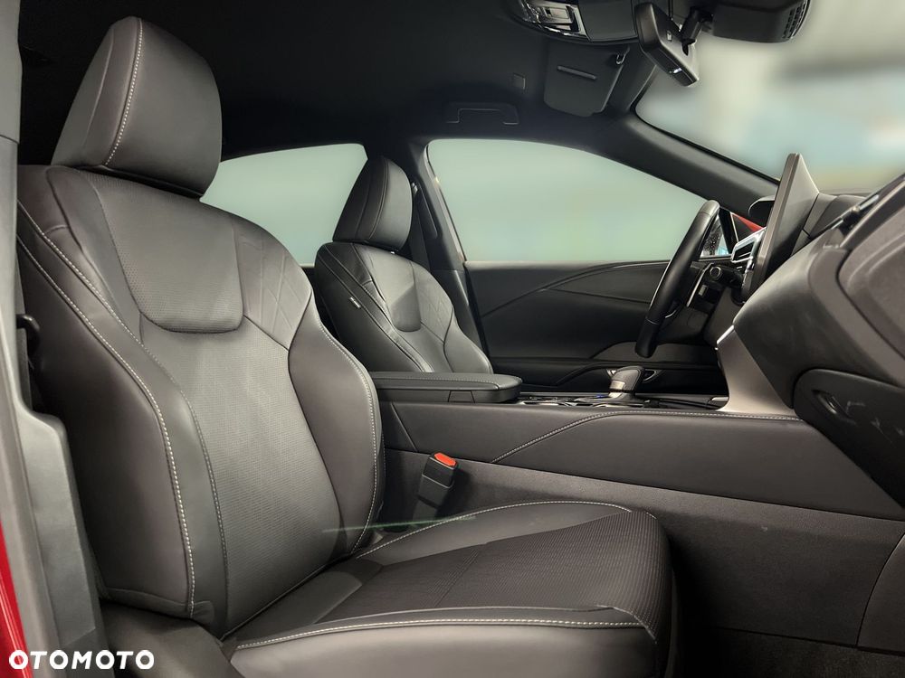 Lexus RX - 11