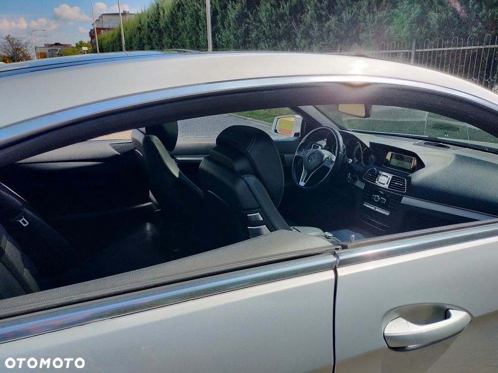 Mercedes-Benz Klasa E 200 Coupe 7G-TRONIC Sport Edition - 16