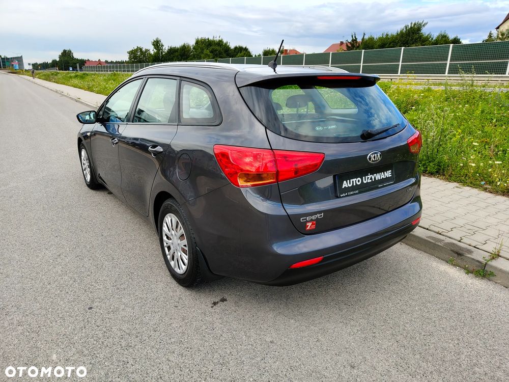 Kia Ceed 1.6 CRDi M - 12