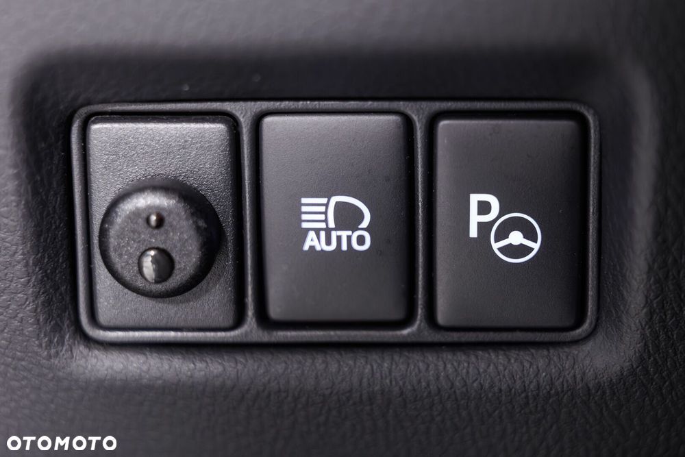 Toyota C-HR 2.0 Hybrid GR Sport - 29