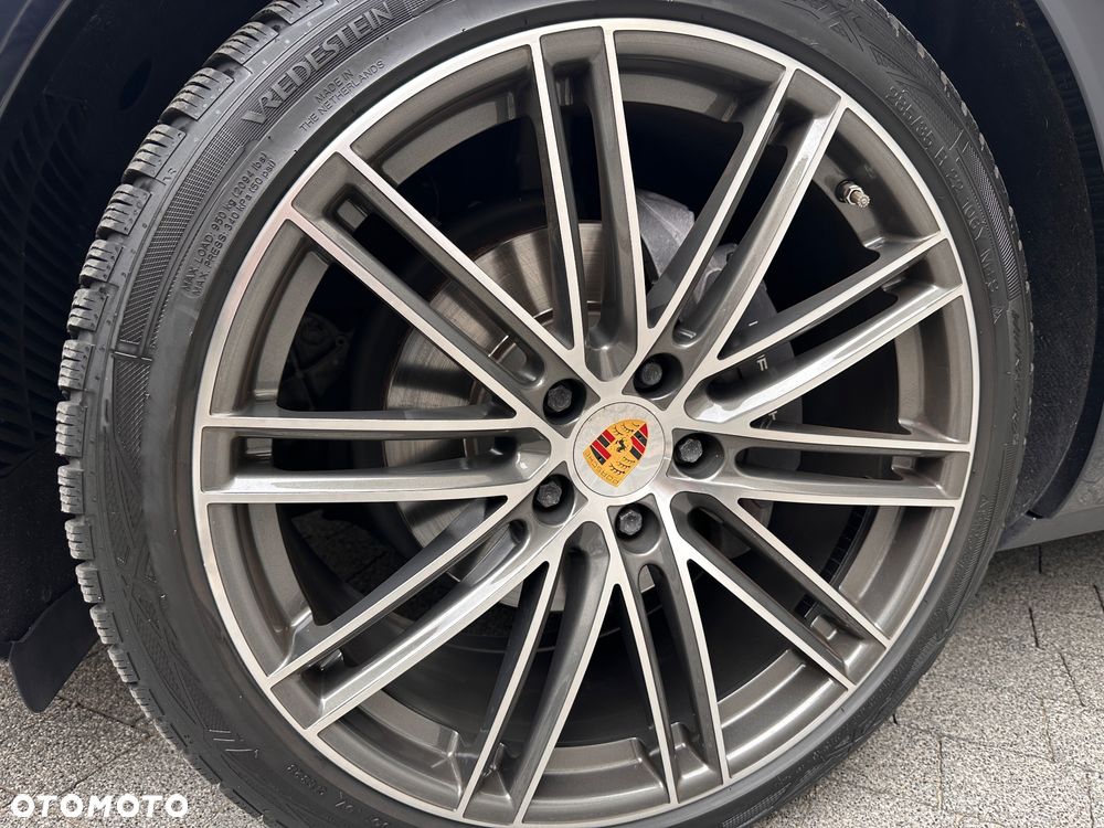 Porsche Cayenne Standard - 22