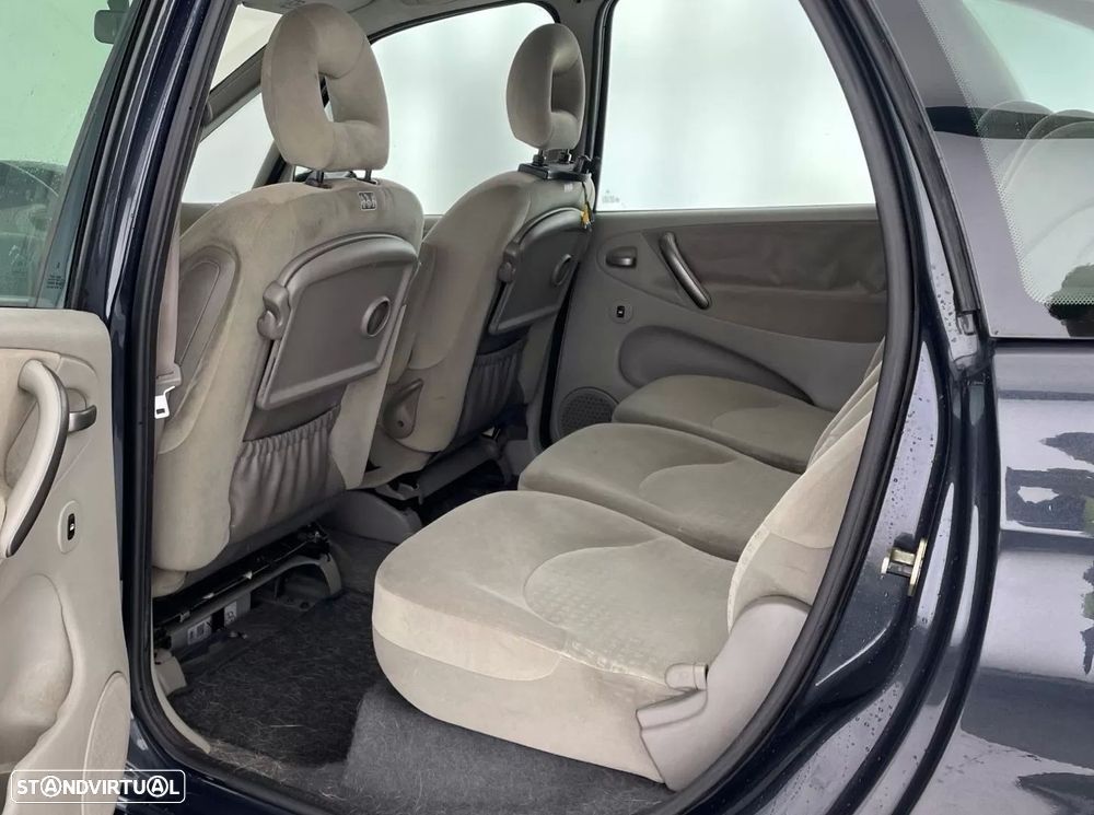 Citroën Xsara Picasso 1.6i Exclusive - 7