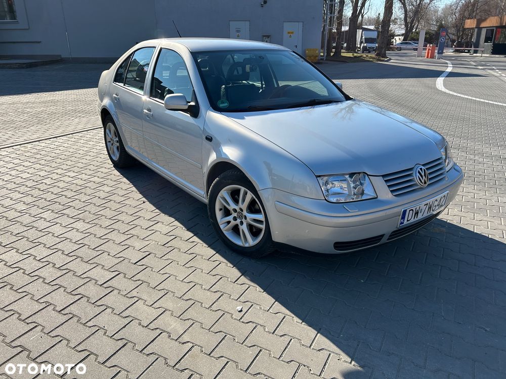 Volkswagen Bora - 1