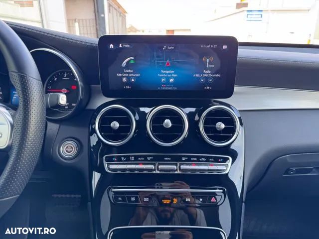 Mercedes-Benz GLC 200 d 4Matic 9G-TRONIC AMG Line - 10