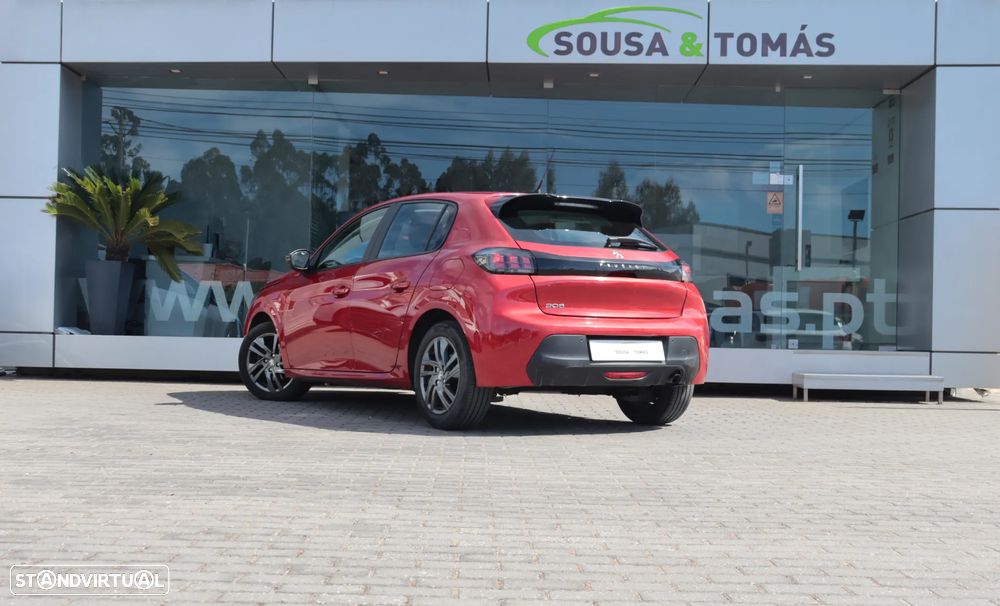 Peugeot 208 PureTech 100 EAT8 Active - 3