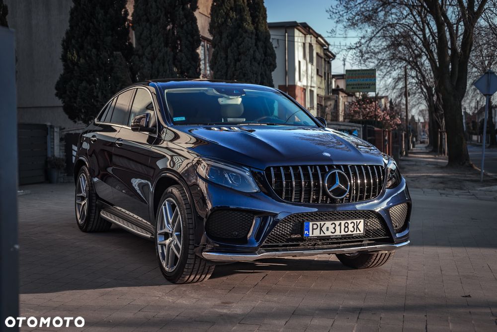 Mercedes-Benz GLE - 19