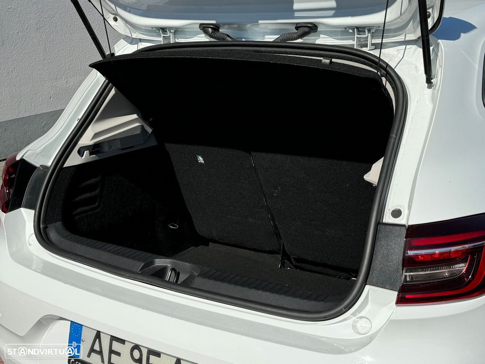 Renault Clio 1.0 TCe Exclusive - 33