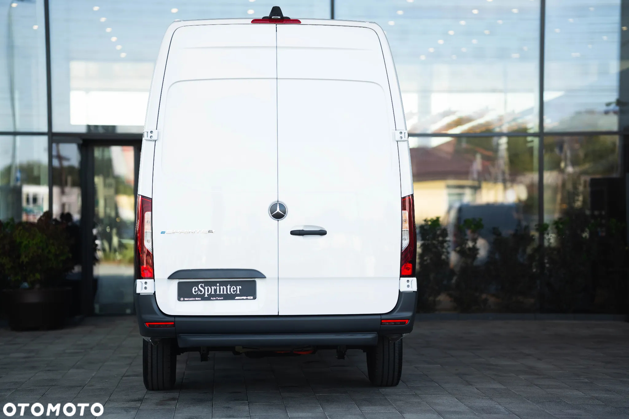 Mercedes-Benz eSprinter - 5