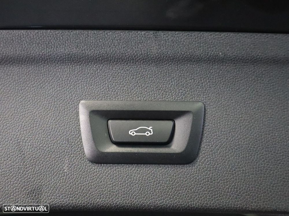 BMW iX xDrive 40 - 26