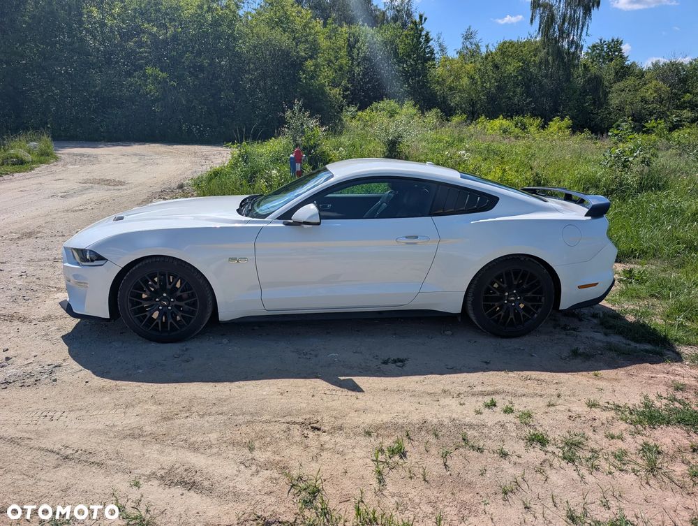 Ford Mustang - 3