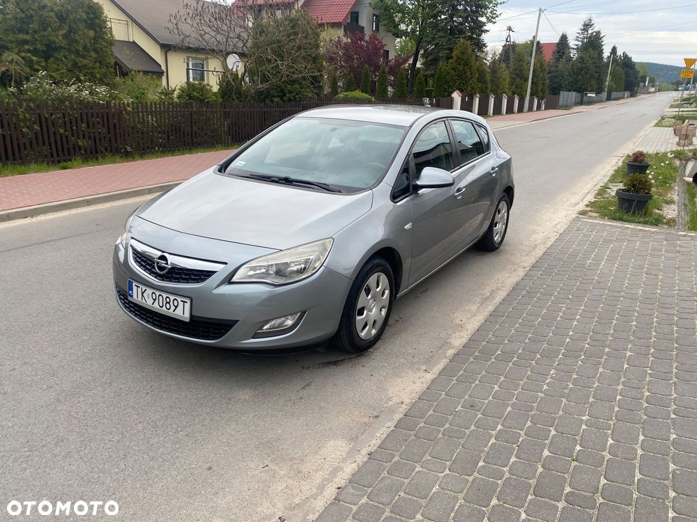 Opel Astra 1.4 Cosmo - 3