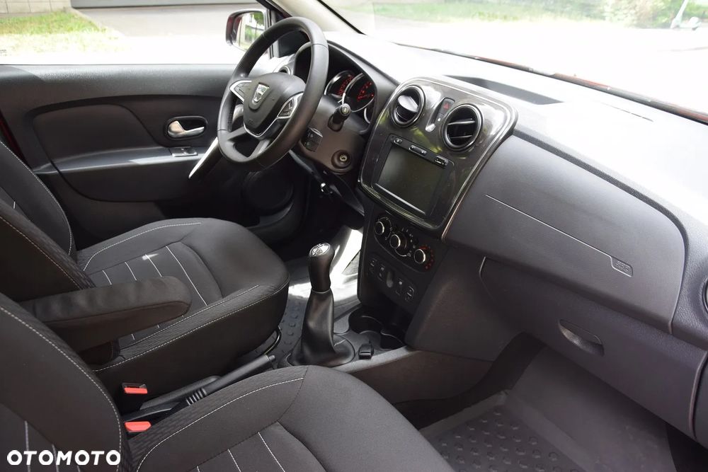 Dacia Sandero 1.0 SCe Laureate - 13