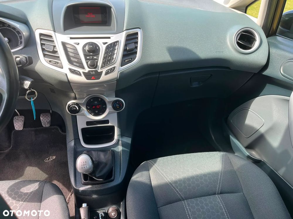 Ford Fiesta 1.25 Titanium - 8