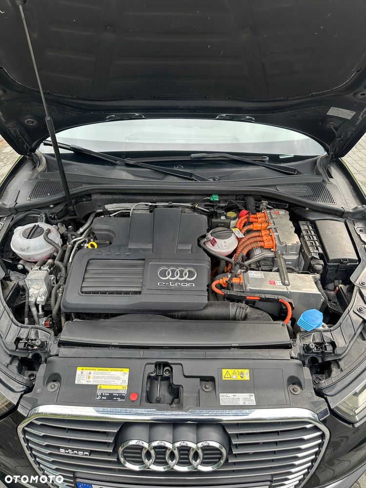 Audi A3 Sportback - 12