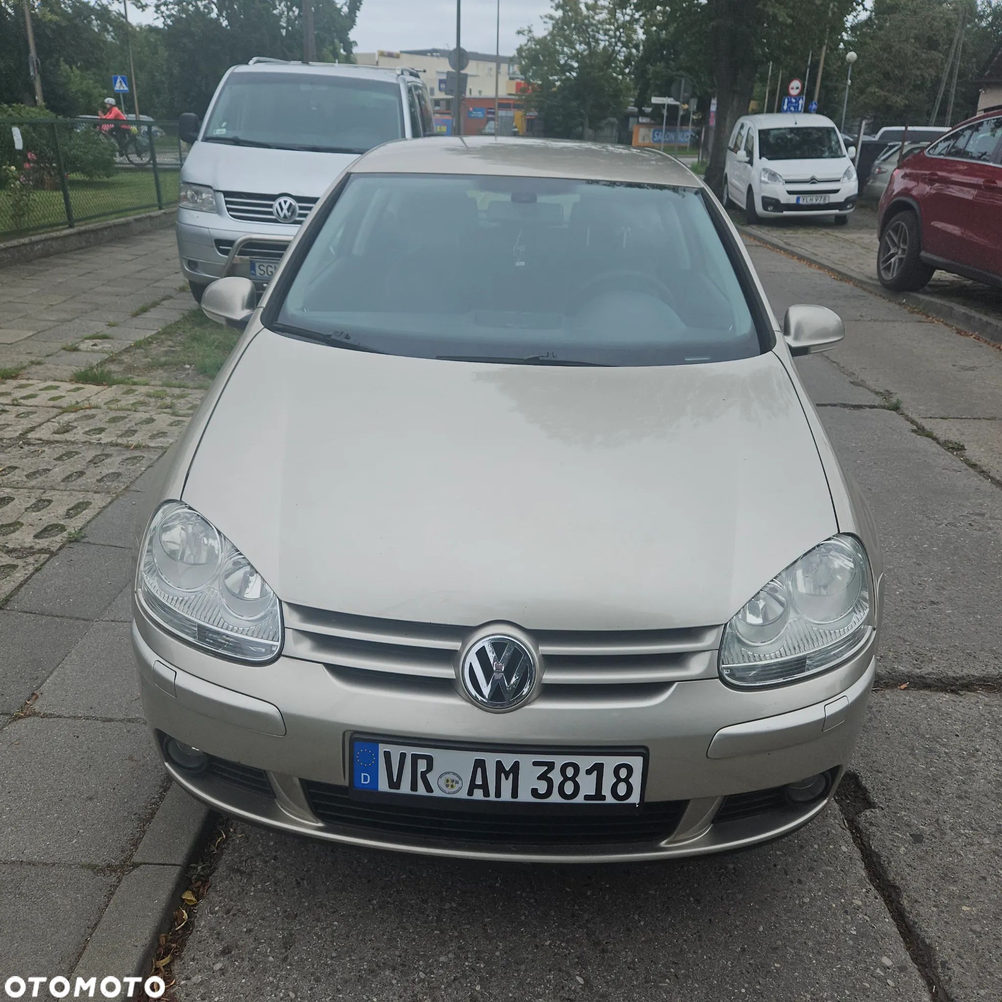 Volkswagen Golf V 1.6 Comfortline - 1