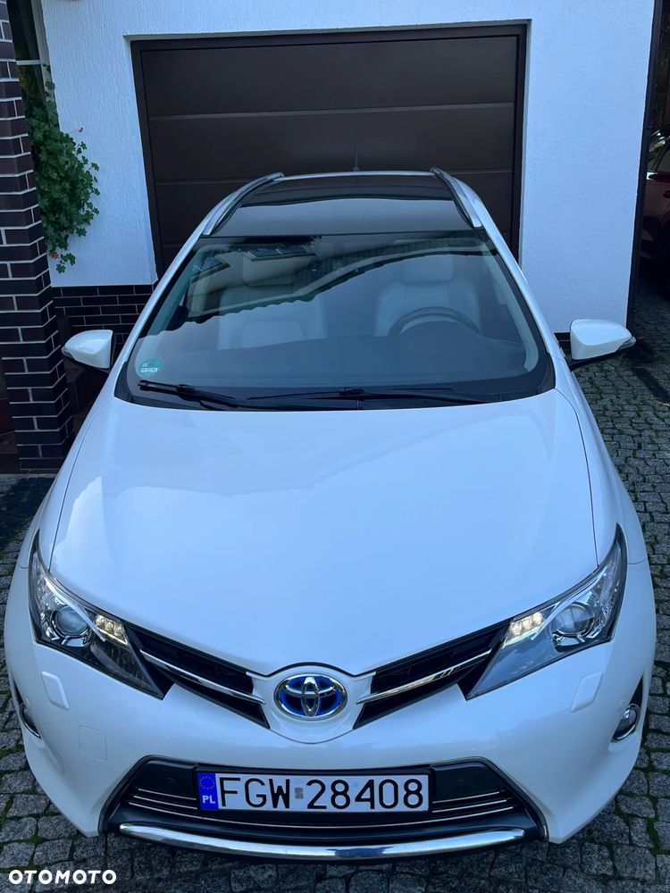 Toyota Auris 1.8 HSD Luna - 2