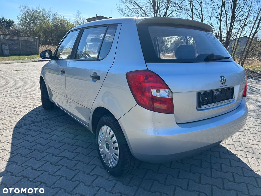 Skoda Fabia 1.2 HTP Classic - 8