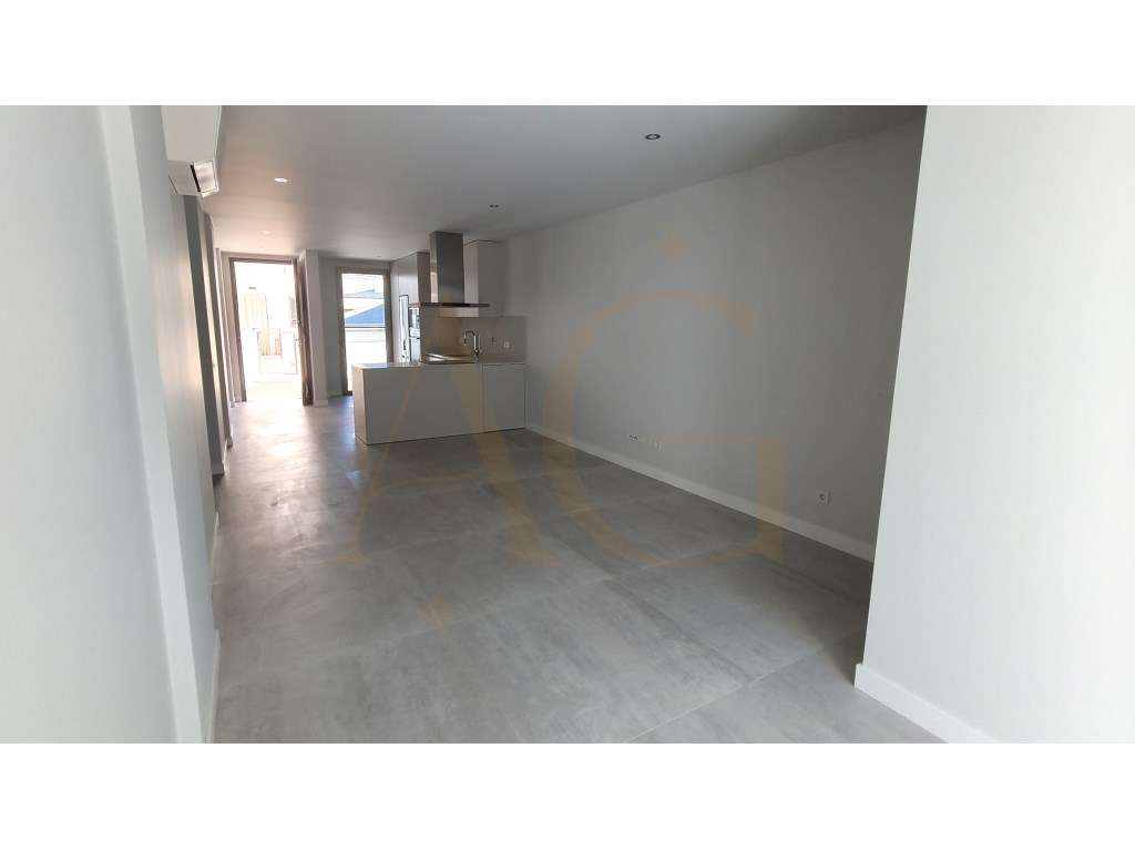 Apartamento T2 com piscina e garagem em Cabanas de Tavira - Grande imagem: 3/10