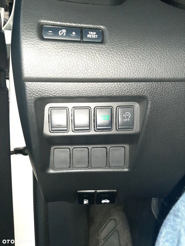 Nissan Qashqai 1.3 DIG-T N-Tec DCT - 16