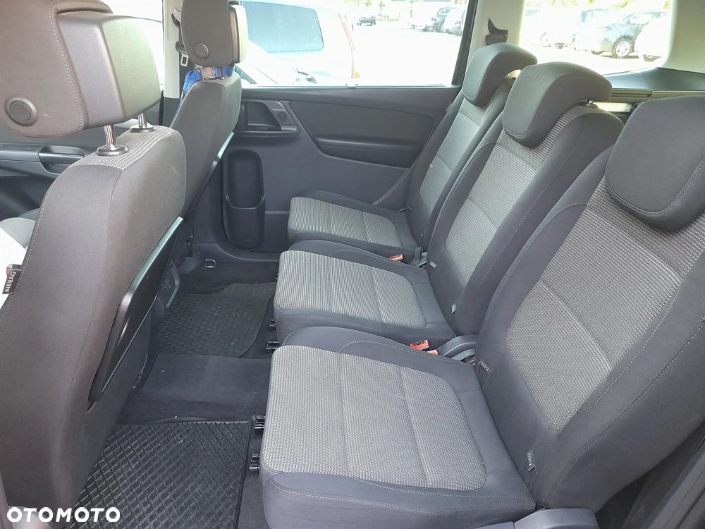 Volkswagen Sharan 2.0 TDI DSG BlueMotion Technology Comfortline - 9