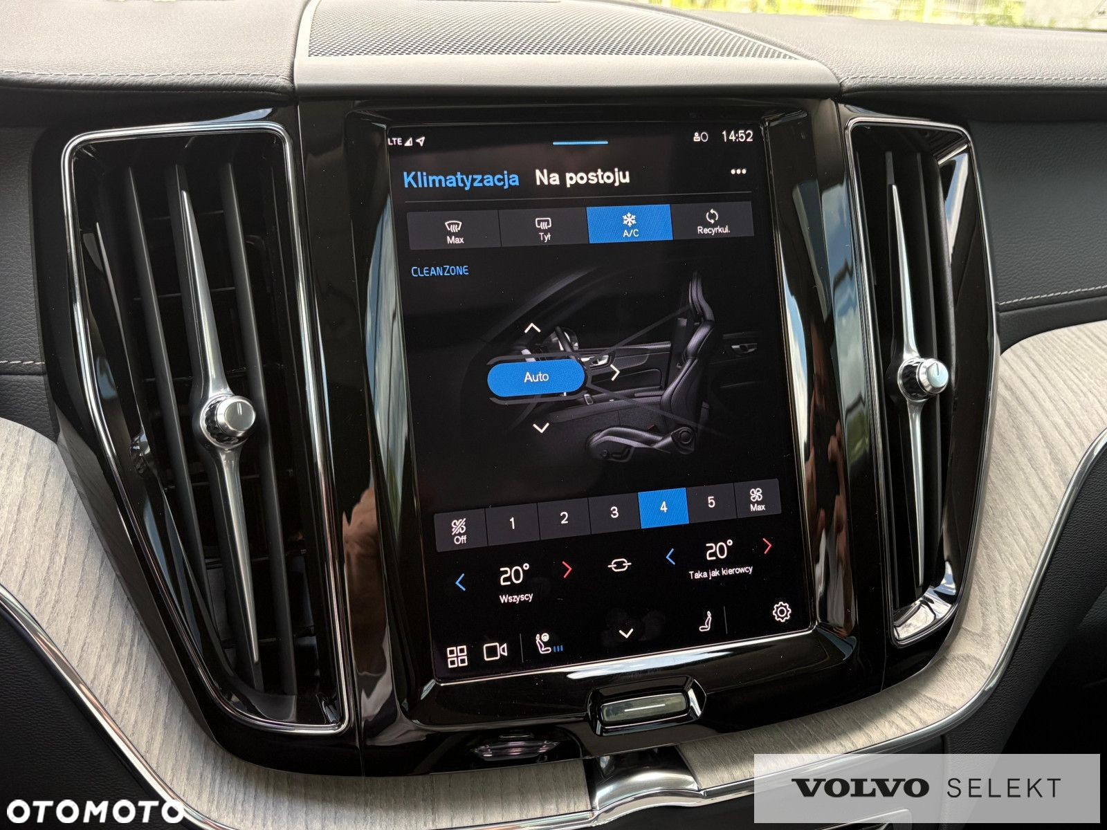 Volvo XC 60 - 31