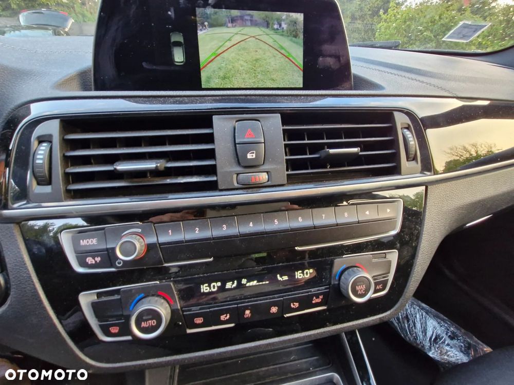 BMW Seria 1 116d Sport Line Shadow - 3