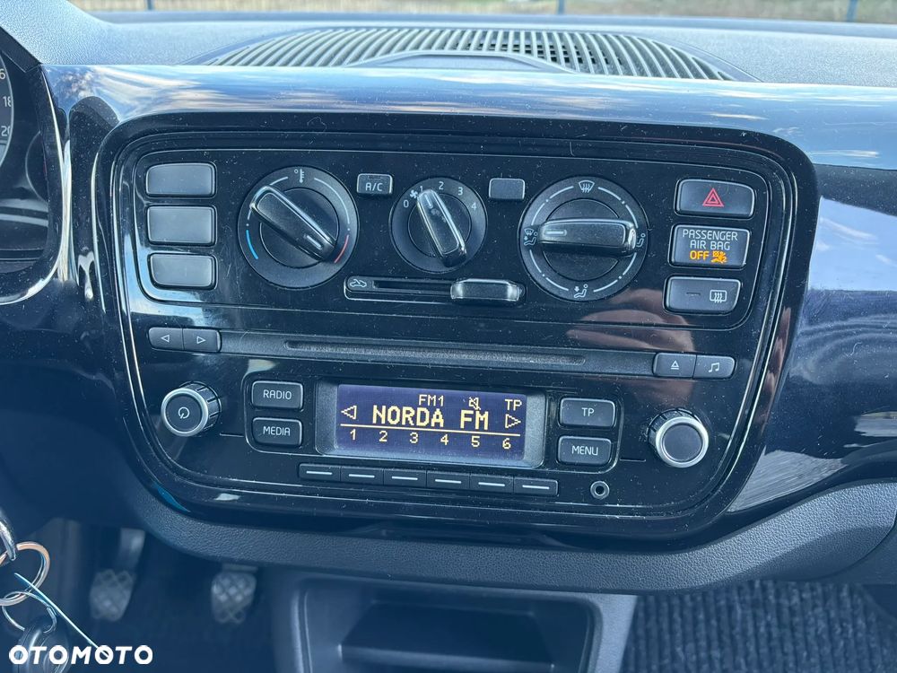 Volkswagen up! BlueMotion Technology high - 12