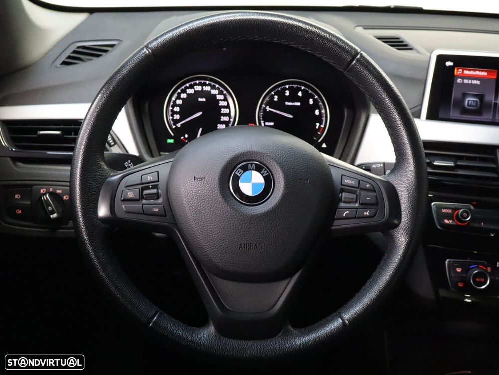 BMW X1 25 e xDrive - 9